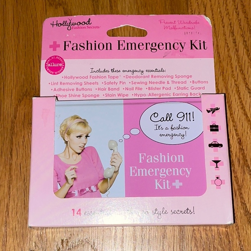 Hollywood fashion secrets style emergency kit + tape